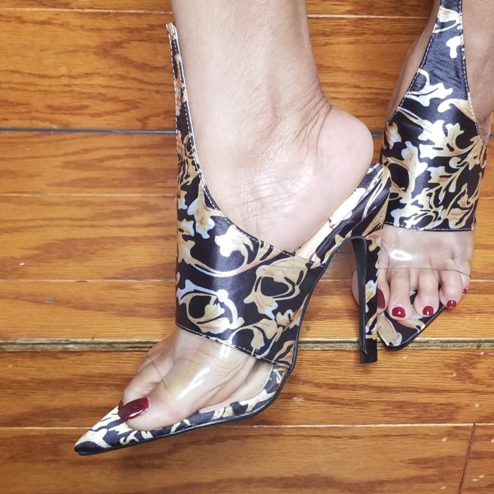 🔥🔥 *Firm*Asymmetrical Mule heels